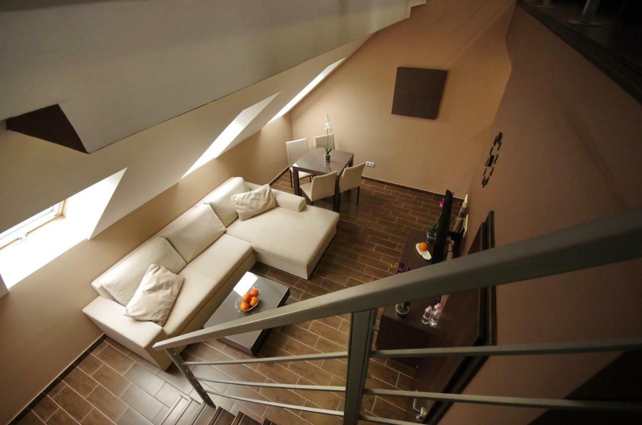 Royal Residence Apartments Gyula Ngoại thất bức ảnh
